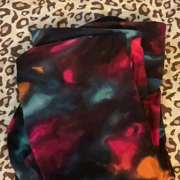 No Boundaries Leggings - Picture 4 of 7